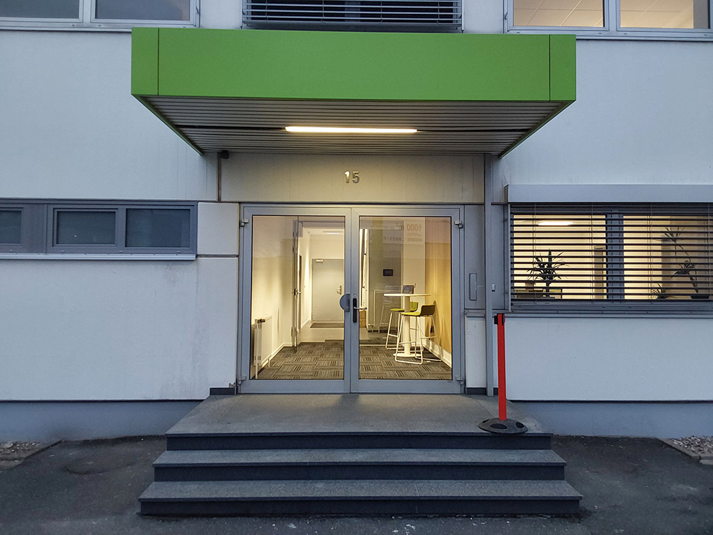 Entrance of Company Building of BioCer Entwicklungs GmbH
